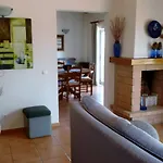 Quinta Dos Caracois 3*