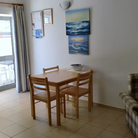 Quinta Dos Caracois 3*